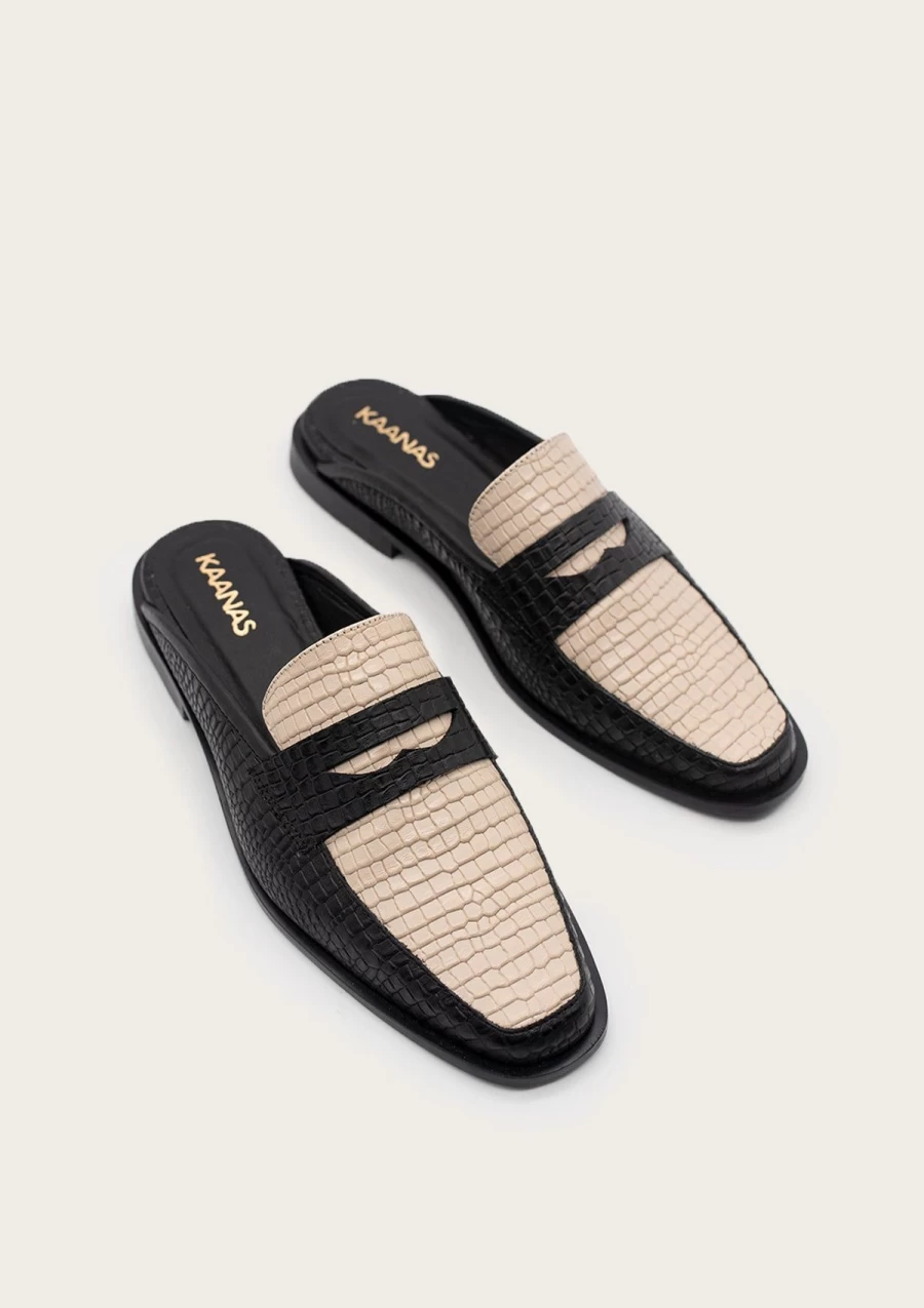 KAANAS Women's Brezo Black & White Casual Sneakers - Lightweight Comfortable Walking Shoes