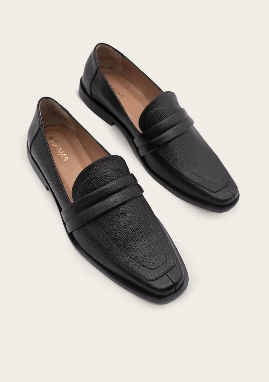 KAANAS Women's Ebro Black Sneakers - Stylish & Comfortable Footwear